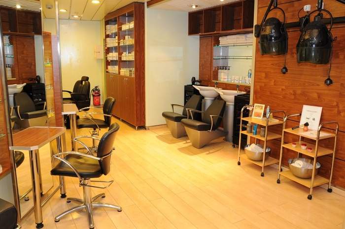 Celestyal Cruises Celestyal Olympia Interior Sana Beauty Center 04.JPG